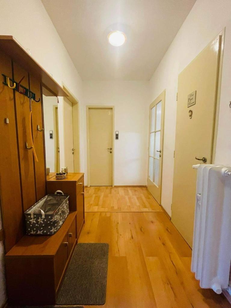 Lovely 2Bdr In Center, Wifi & Self-Check In Bratislava Bagian luar foto